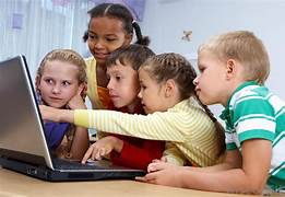 kids using technology